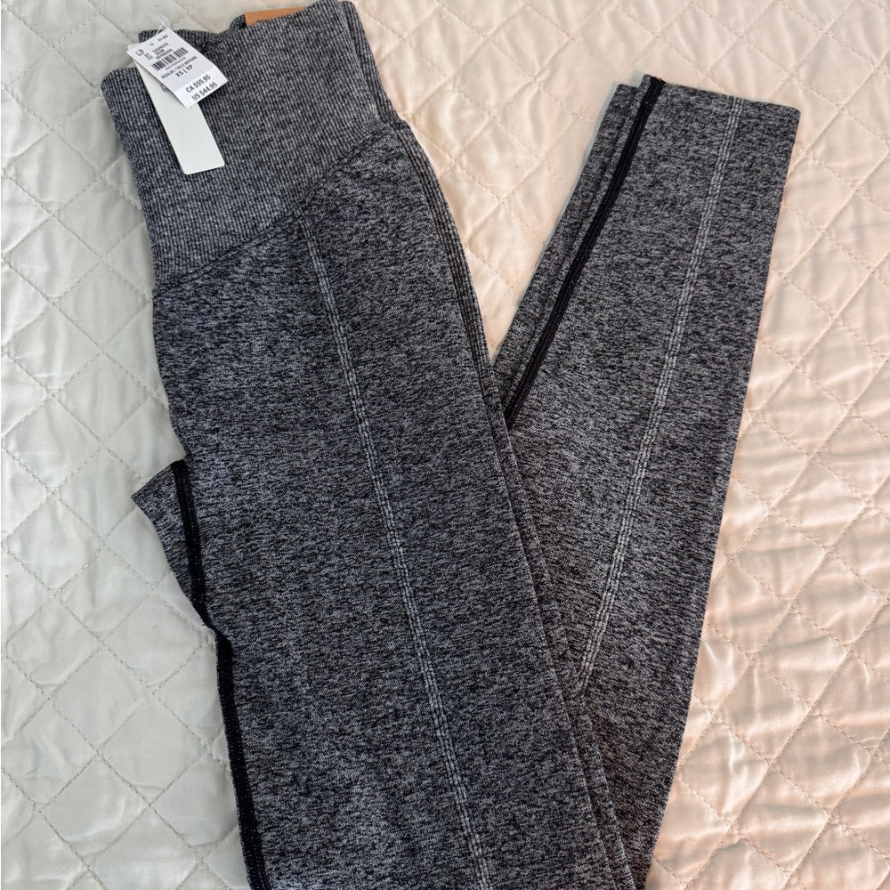 PINK Victoria's Secret Gray Leggings